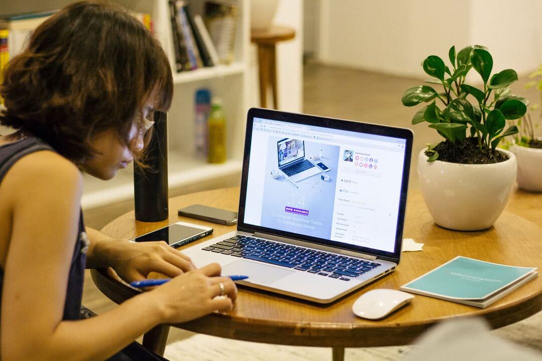 Sedentary work is a cause of thoracic osteochondrosis